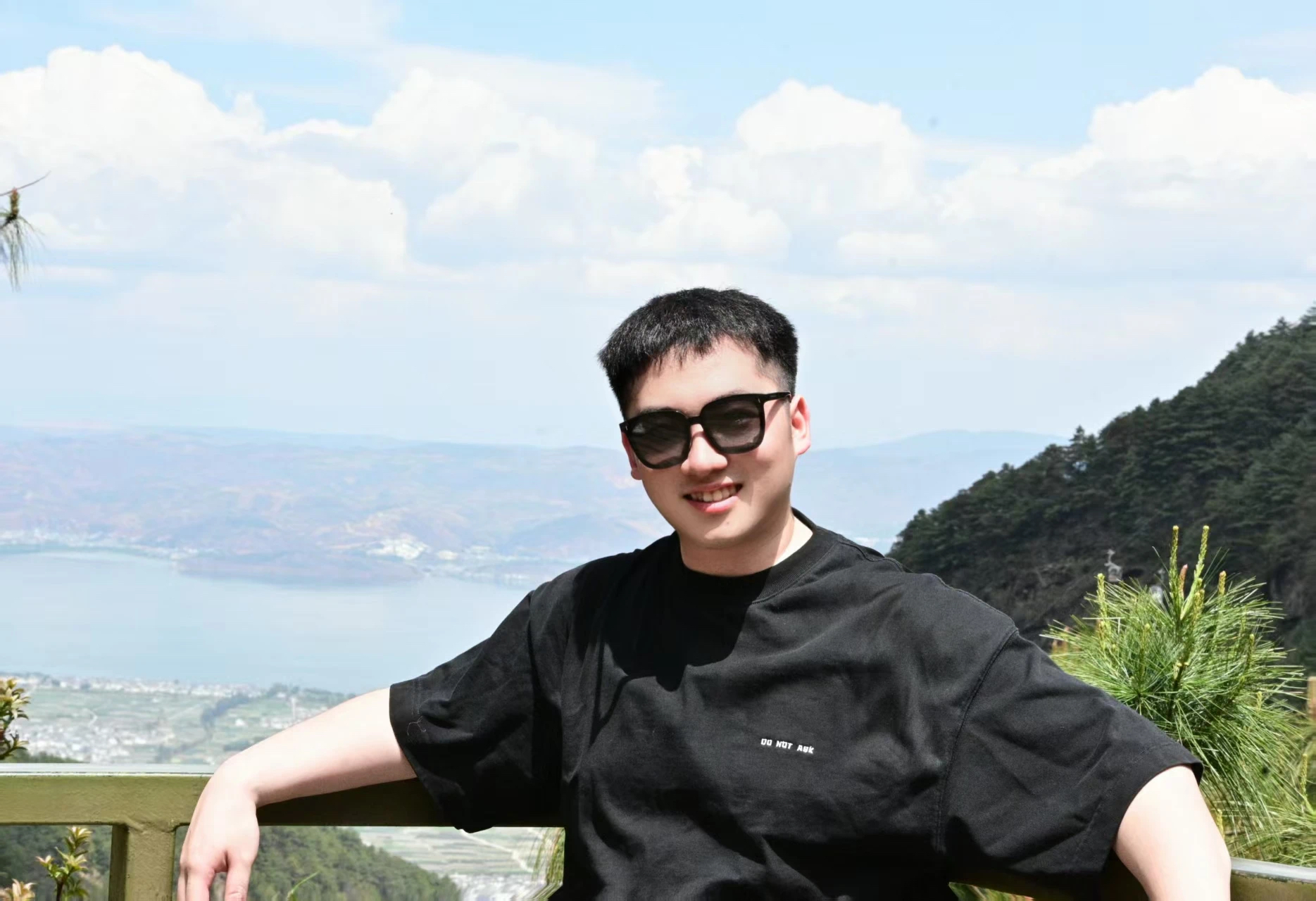 2025届硕士毕业生 朱翊 | 静水深流七年志 · 长风破浪万里程